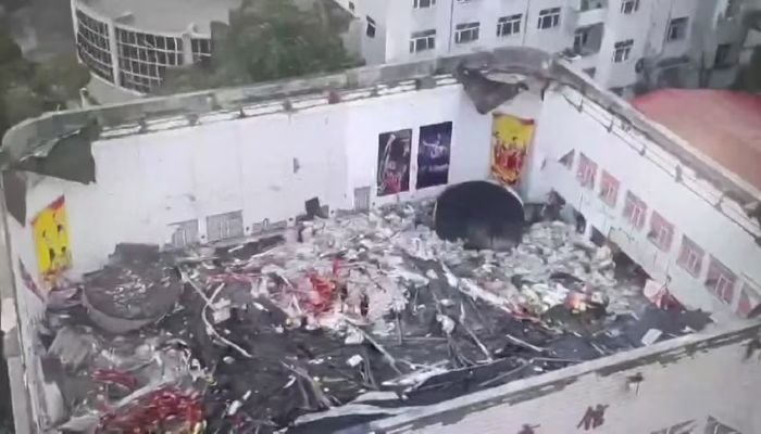 10 dead, 1 trapped after gym roof collapses in China