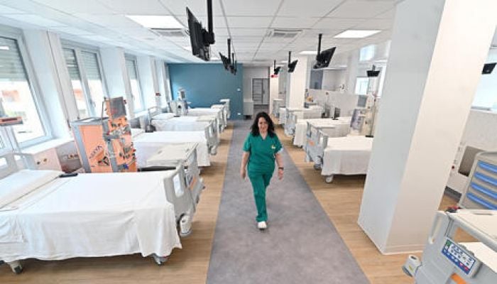 Doctors deliver baby carried in womb outside abdomen