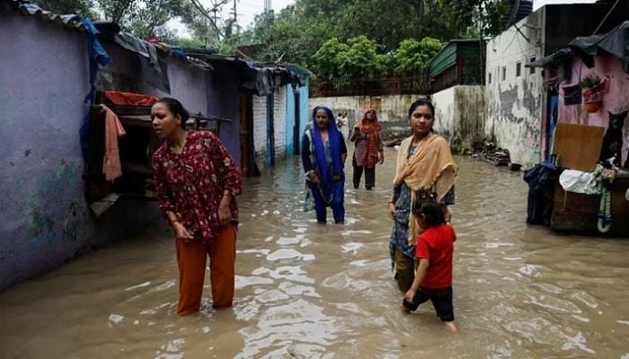 Landslide in India leaves 5 dead