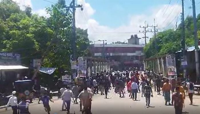 Khagrachari AL-BNP clash injures 25