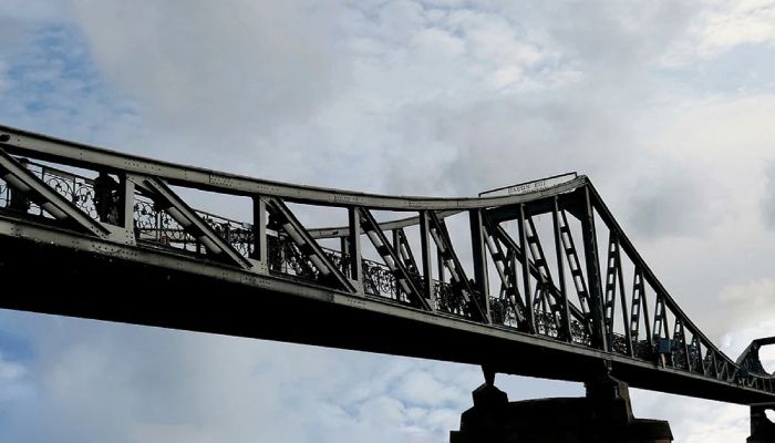 4 arrested in Mumbai for stealing 6,000-kg iron bridge