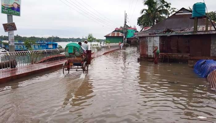 Sunamganj: Low-lying areas remain inundated, water level unchanged
