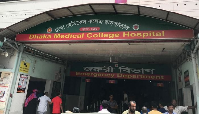 City corporation garbage truck kills woman in Jatrabari
