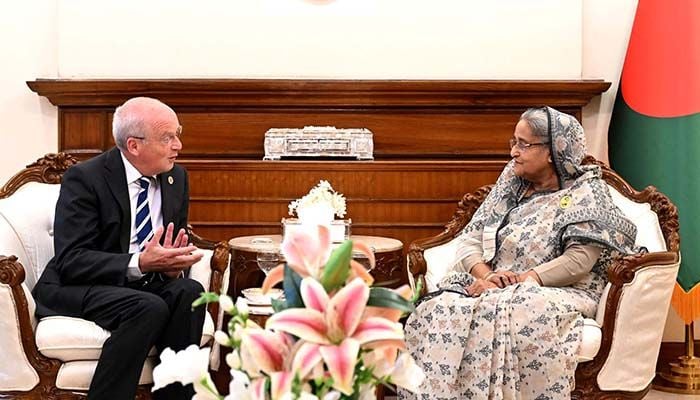 PM offers lands to Netherlands for shipbuilding sector