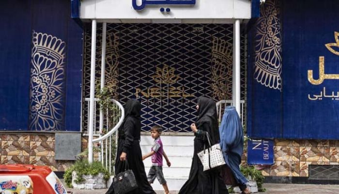 US delegation presses Taliban in Doha on women's rights