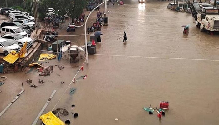 Four dead, dozens missing in China rainstorms