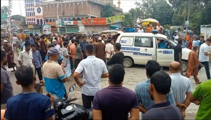 Road accident kills police constable in Gaibandha