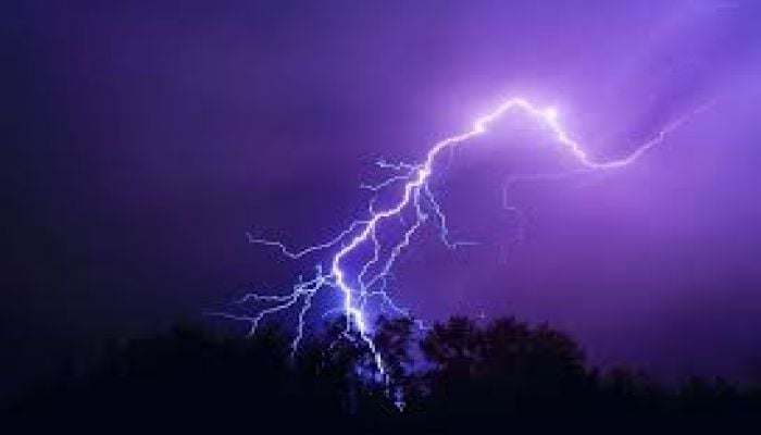 Lightning strike kills student in Noakhali