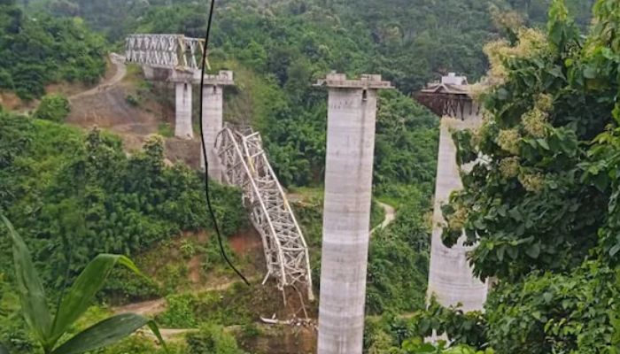 17 killed as under-construction bridge collapses in Mizoram