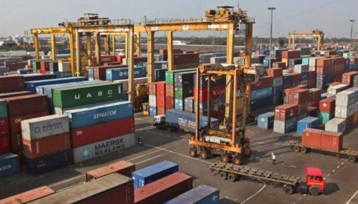 Maersk gets initial nod to install container terminal in Ctg port