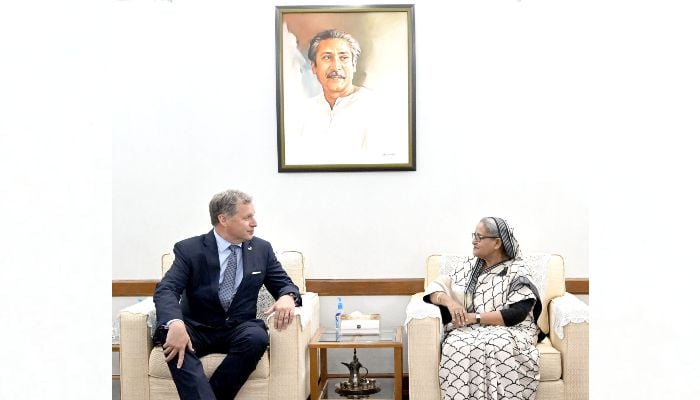 PM seeks more US investment in Bangladesh