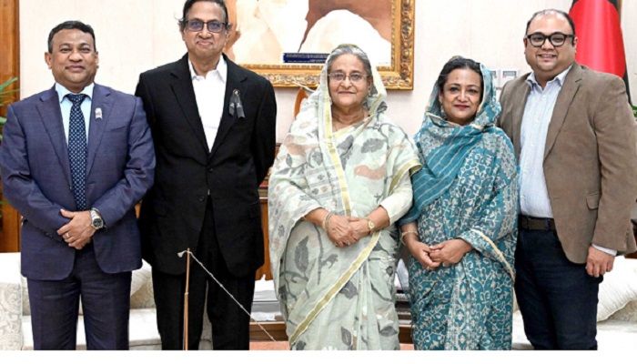 Saiful abducted by Al-Qaeda in Yemen meets PM after return