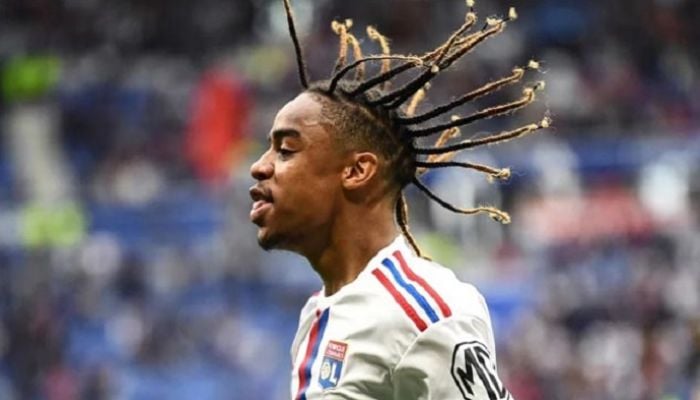 PSG seal 45-million-euro deal for Lyon striker Barcola
