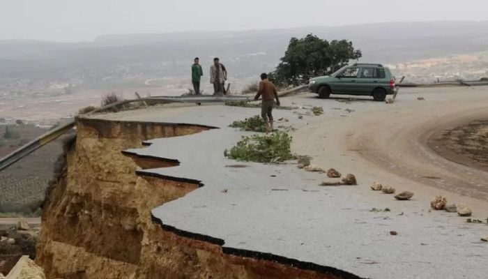 Thousands feared dead as flooding sweeps Libya