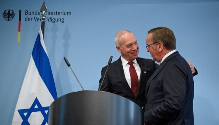 Germany and Israel sign 'historic' missile shield deal