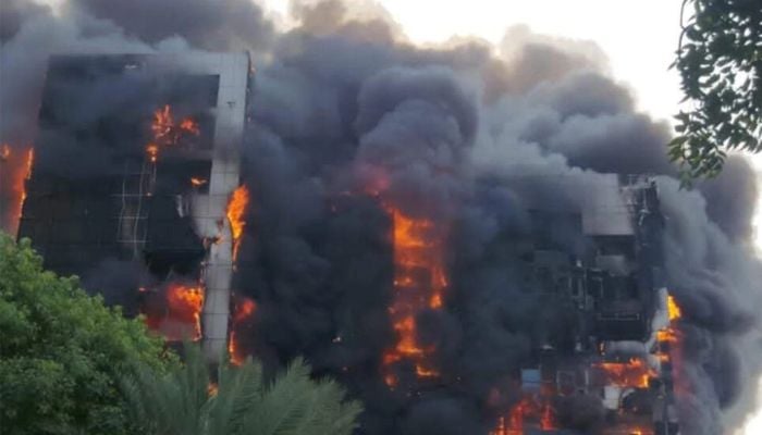 Landmark Sudan skyscraper engulfed in flames