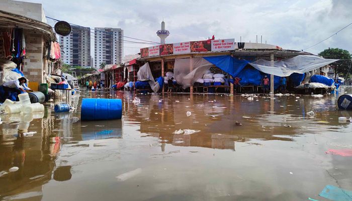 New Market still submerged