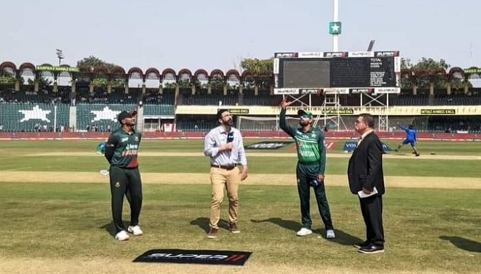 Bangladesh opts to bat first in Super 4 clash against Pakistan