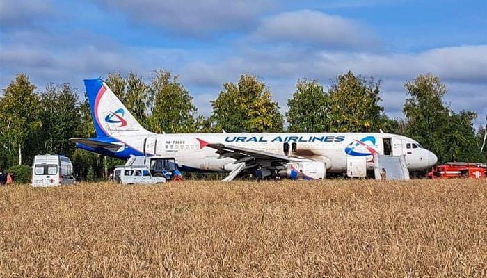 Russian plane with 159 aboard makes emergency landing