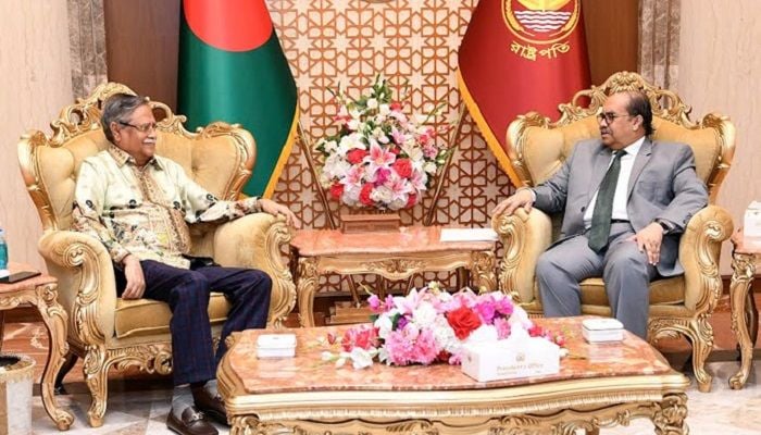 Chief Justice calls on President