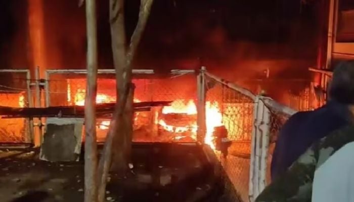 Mumbai building fire kills 7