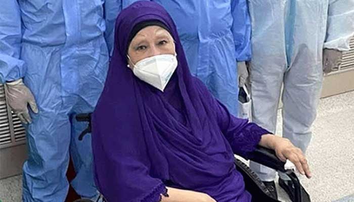Khaleda Zia taken to CCU