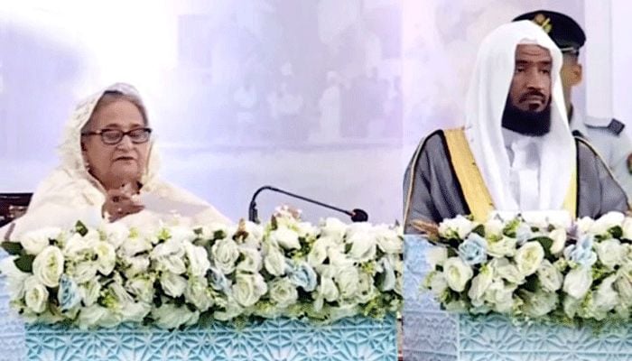 PM with Masjid-e Nabawi Imam opens 50 more model mosques