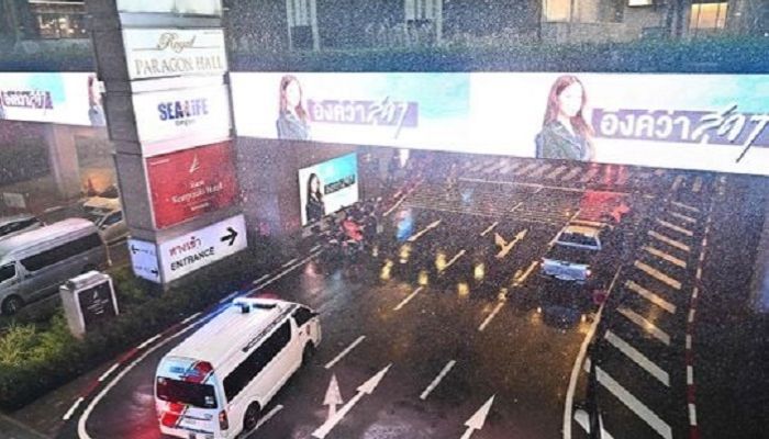 Gunshots reported in Bangkok luxury mall