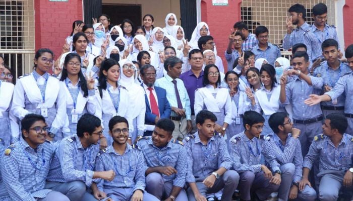Female students outnumber male peers in achieving GPA-5