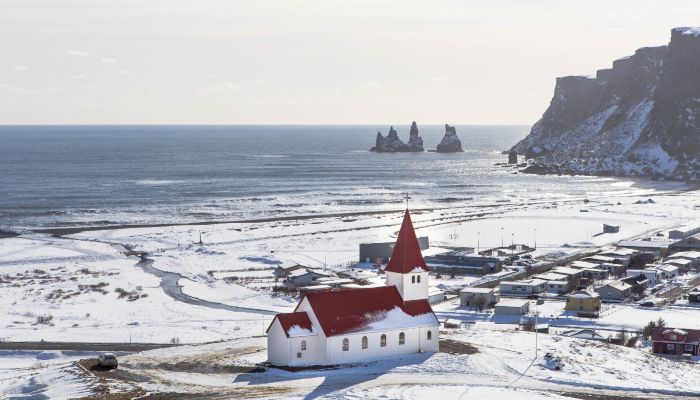 State of emergency in Iceland after 800 quakes in 14hrs