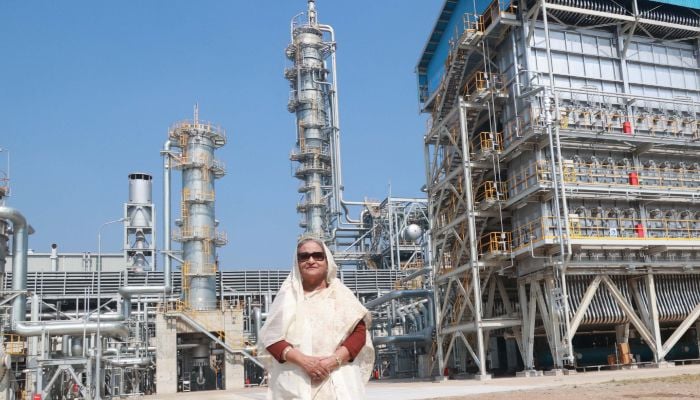 PM opens Southeast Asia's largest fertiliser factory