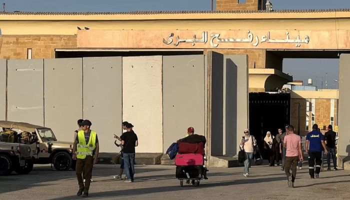 Rafah border fails to open for foreigners