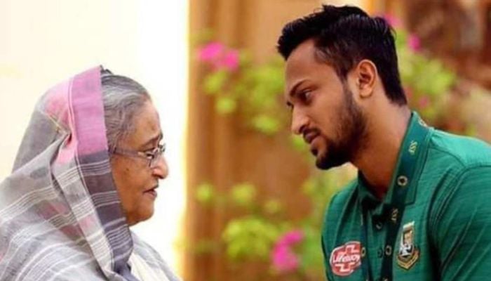 Shakib collects AL nomination forms in 3 constituencies