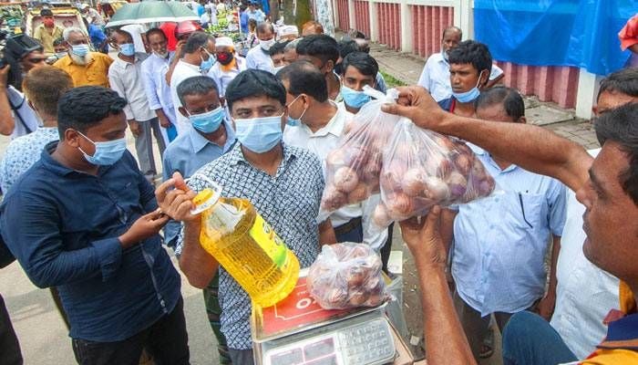 Govt to sell potato, onion, lentil, oil from Tuesday