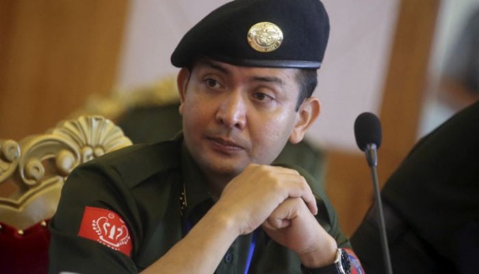 Myanmar junta attacked on new fronts, thousands flee to India