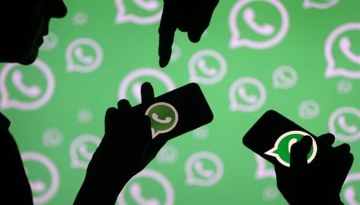 WhatsApp update to link email to account