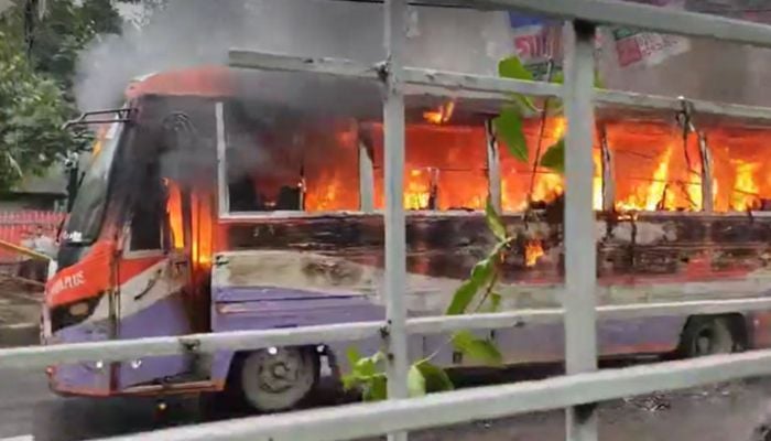 Bus torched in Shahbag