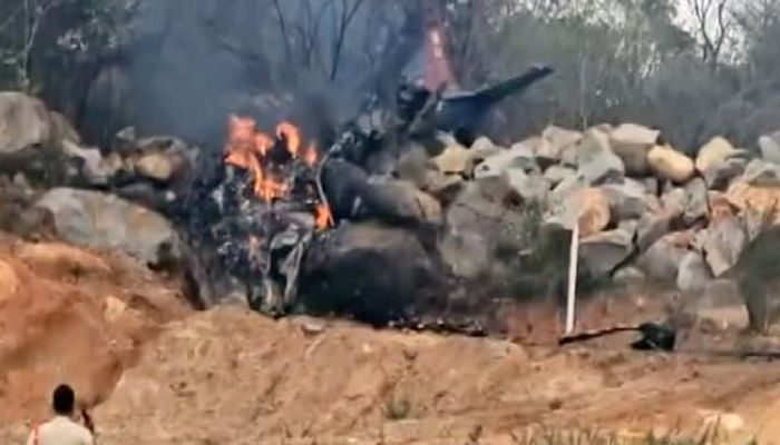 2 killed in Indian air force trainer aircraft crash