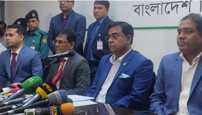 1,896 aspirants to contest polls: EC