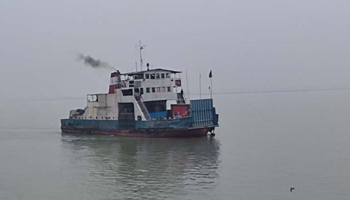 Paturia-Daulatdia ferry movement resumes after 8.5hrs