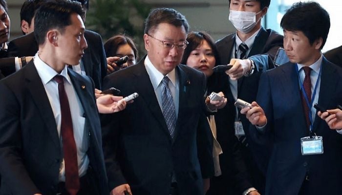 Japan PM to sack key ministers over graft claims