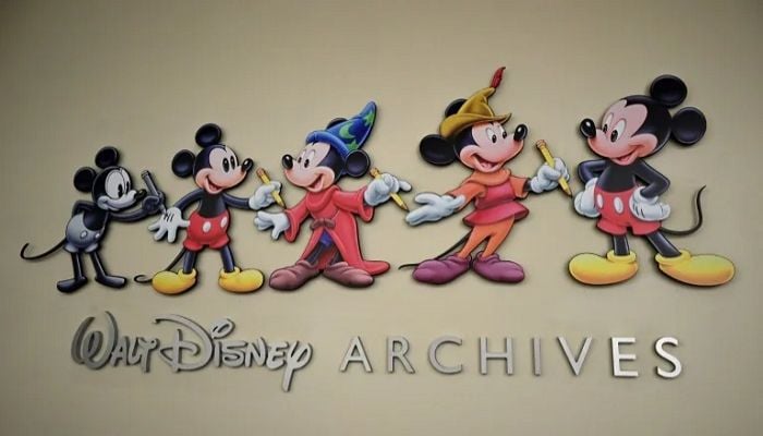 Legal battles loom as first Mickey Mouse copyright ends