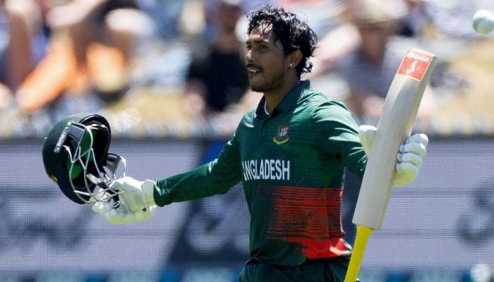 Soumya's 169 gives Bangladesh fighting chance