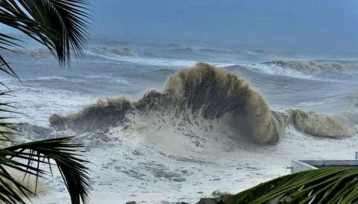 Deep depression may intensify in cyclone