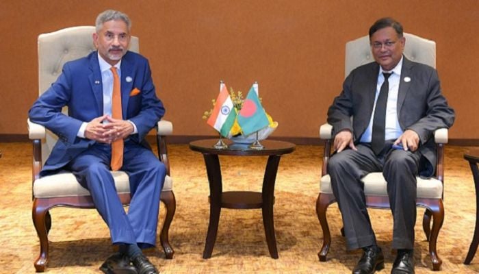 Hasan, Jaishankar hold talks on sidelines of NAM summit