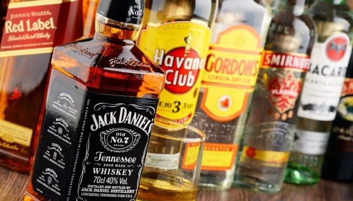 Saudi to allow alcohol sale to non-Muslim diplomats