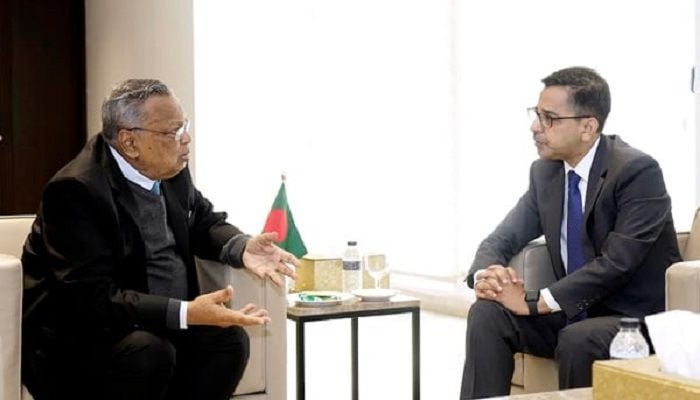  Pranay Verma calls on Finance Minister