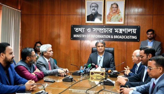 Arafat for rumour-free media with freedom of press