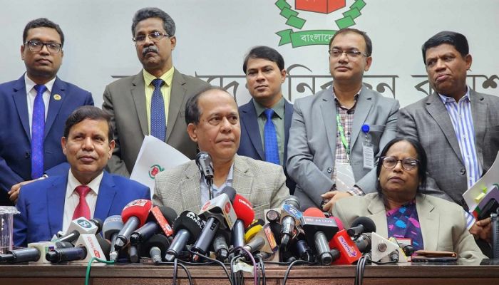 Voter turnout around 40 percent: CEC