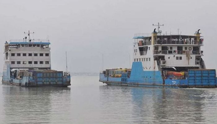 Ferry services on Aricha-Kazirhat, Paturia-Daulatdia routes resume